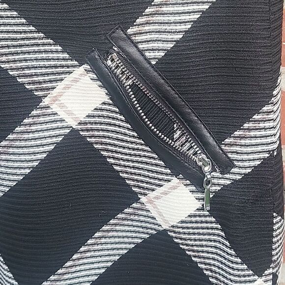 COPY - WHBL plaid skirt - Picture 2 of 7